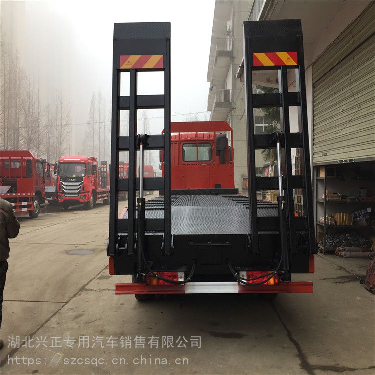 忻州地區(qū)東風(fēng)單橋挖機(jī)平板運(yùn)輸車報價指南與選購建議